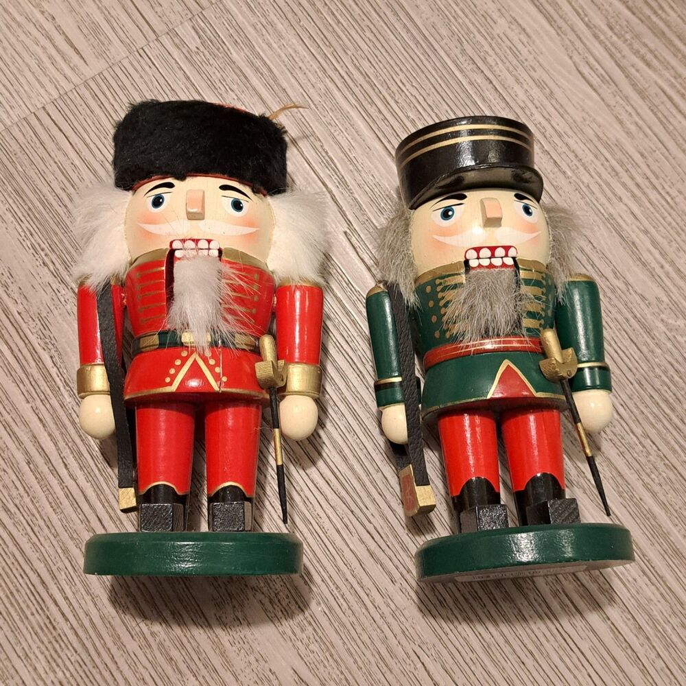 Vintage Rite Aid Set Of 2 Wooden Nutcrackers 6 Inch Christmas Decor